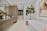 4433 Kraft Ave - Photo 32