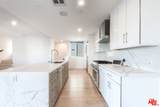 733 Gramercy Pl - Photo 10