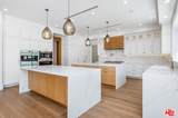 16866 Mooncrest Dr - Photo 8