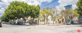1119 Albany St - Photo 19