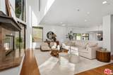 4099 Mandeville Canyon Rd - Photo 22