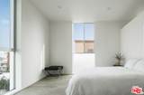 1038 Mariposa Ave - Photo 8