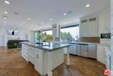 7218 Mulholland Dr - Photo 17