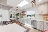 918 Indiana Ave - Photo 11