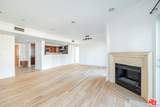 951 Granville Ave - Photo 4