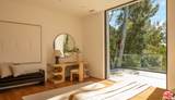 12752 Mulholland Dr - Photo 51