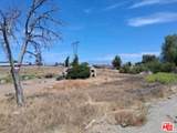 21698 Eugene St - Photo 3
