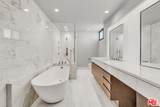 1100 Alta Loma Rd - Photo 18