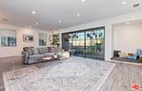 403 Palm Dr - Photo 4