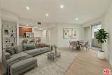 620 Gramercy Pl - Photo 1