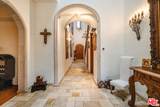 10064 Toluca Lake Ave - Photo 15