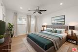 1525 Hayworth Ave - Photo 35