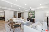 505 Barrington Ave - Photo 2