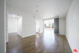 901 Flower St - Photo 18