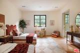 1937 Beverly Dr - Photo 9