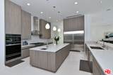 16167 Royal Oak Rd - Photo 9