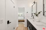 1131 12th St - Photo 10