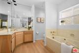 1932 Pelham Ave - Photo 15