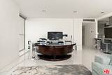 2222 Avenue Of The Stars - Photo 38