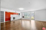 901 Flower St - Photo 2