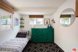 1032 Hayworth Ave - Photo 9
