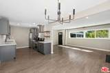 6821 Babcock Ave - Photo 24