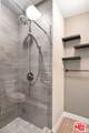 6821 Babcock Ave - Photo 32