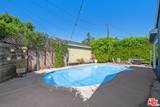 6821 Babcock Ave - Photo 35