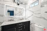 6821 Babcock Ave - Photo 8