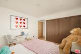 22649 Mulholland Dr - Photo 45