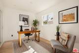 22649 Mulholland Dr - Photo 48