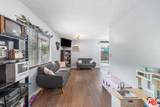11477 Amboy Ave - Photo 3