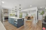 821 Cloverdale Ave - Photo 10