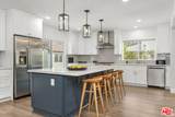 821 Cloverdale Ave - Photo 15