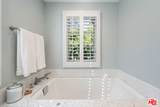 3354 Mandeville Canyon Rd - Photo 41