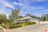 2390 Glenside Ln - Photo 3