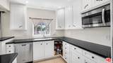 3104 Military Ave - Photo 16
