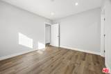 5465 Victoria Ave - Photo 18