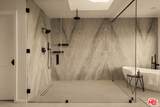 8620 Skyline Dr - Photo 14