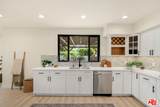 22642 Berdon St - Photo 11
