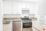 9014 Burnet Ave - Photo 7
