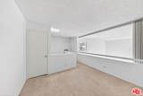 1118 Valencia St - Photo 18