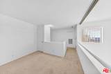 1118 Valencia St - Photo 20