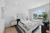 105 Mariposa Ave - Photo 1