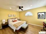 696 Vista Lago Cir - Photo 17