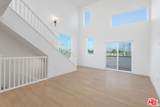 11216 Victory Blvd - Photo 2