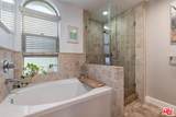 5037 Rosewood Ave - Photo 11