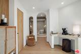 7135 Hollywood Blvd - Photo 17