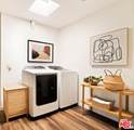 1906 Victory Blvd - Photo 16
