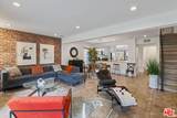 5720 Owensmouth Ave - Photo 3